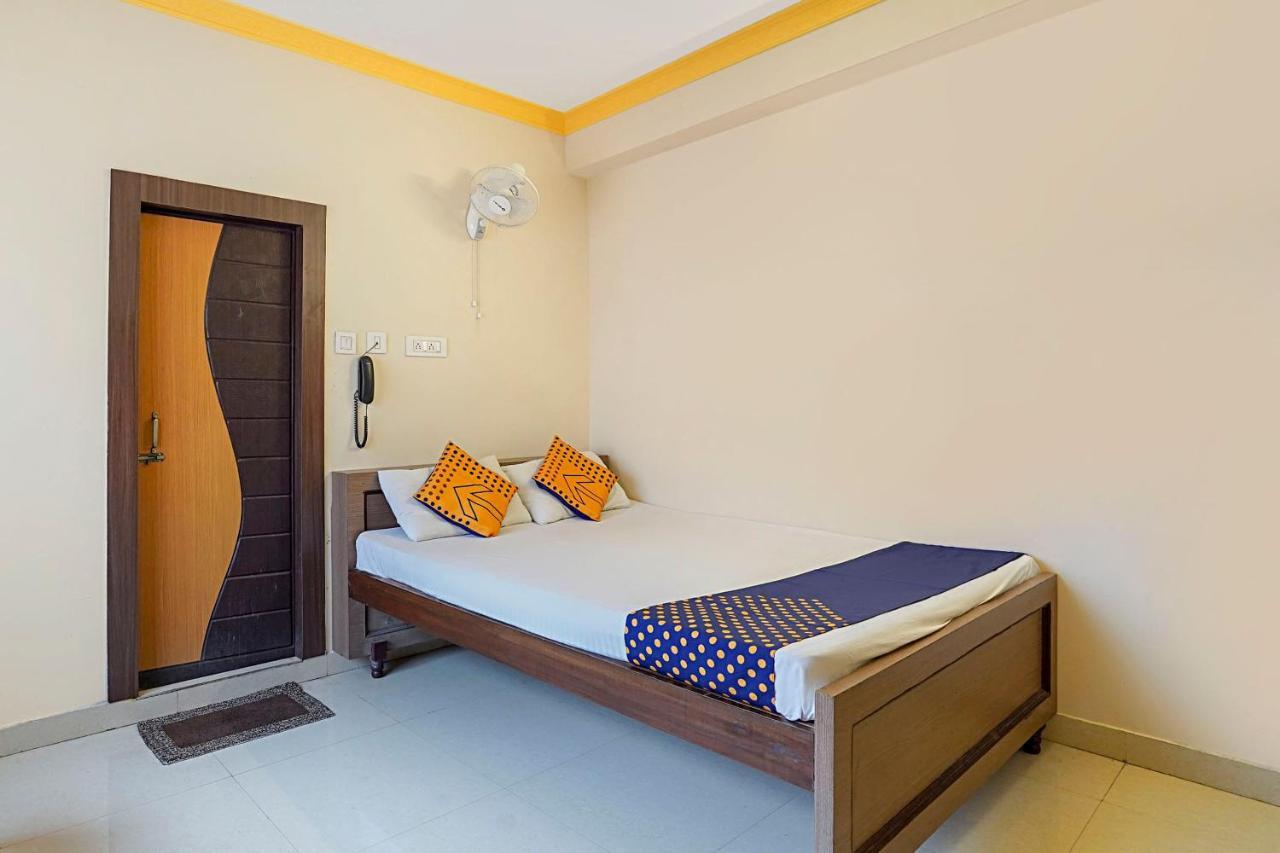 Hotel O Trisha Guest House Dum Dum Dış mekan fotoğraf